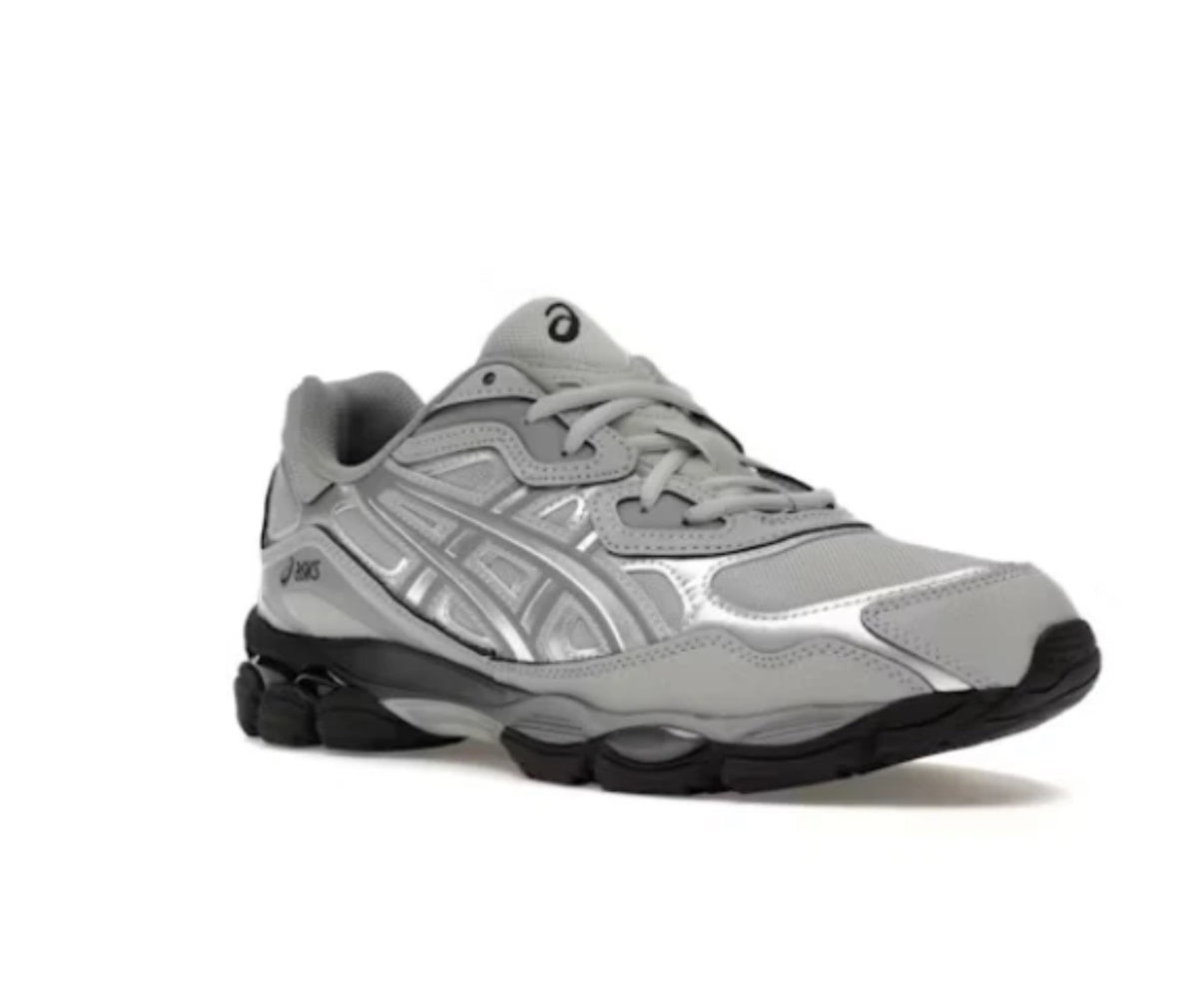 נעליי - Asics